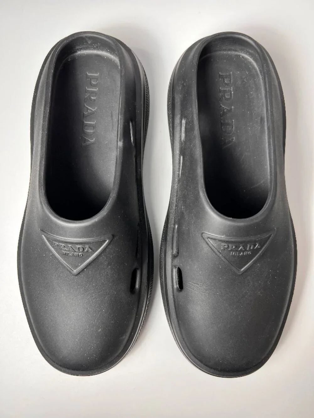 PRADA Black Mellow Rubber Mules Sz Women 7US 37EU LN - Picture 1 of 9